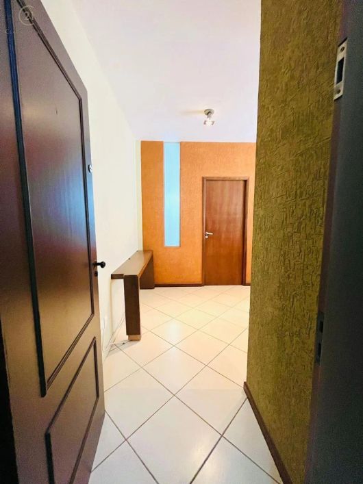 Sala à venda em Londrina, Centro, com 35.66 m², Galeria Storti