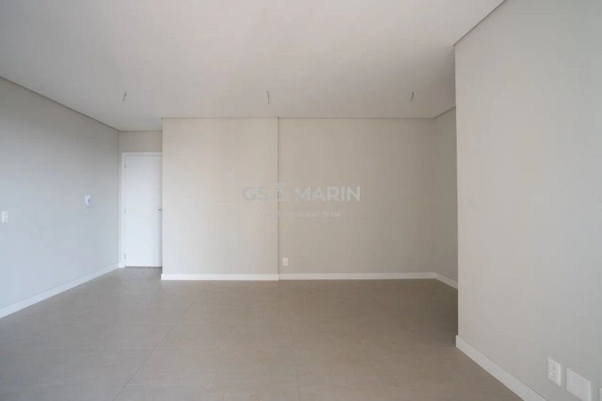 Venda de Apartamento em Londrina-PR, bairro Gleba Palhano