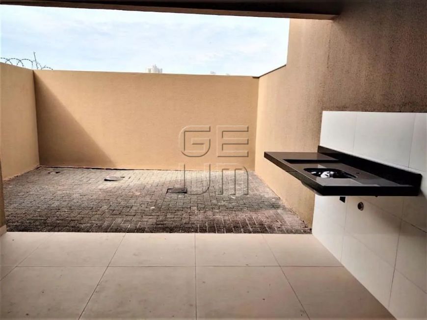 Casa com 3 dormitórios à venda por R$ 550.000,00 - Portal de Versalhes 2 - Londrina/PR