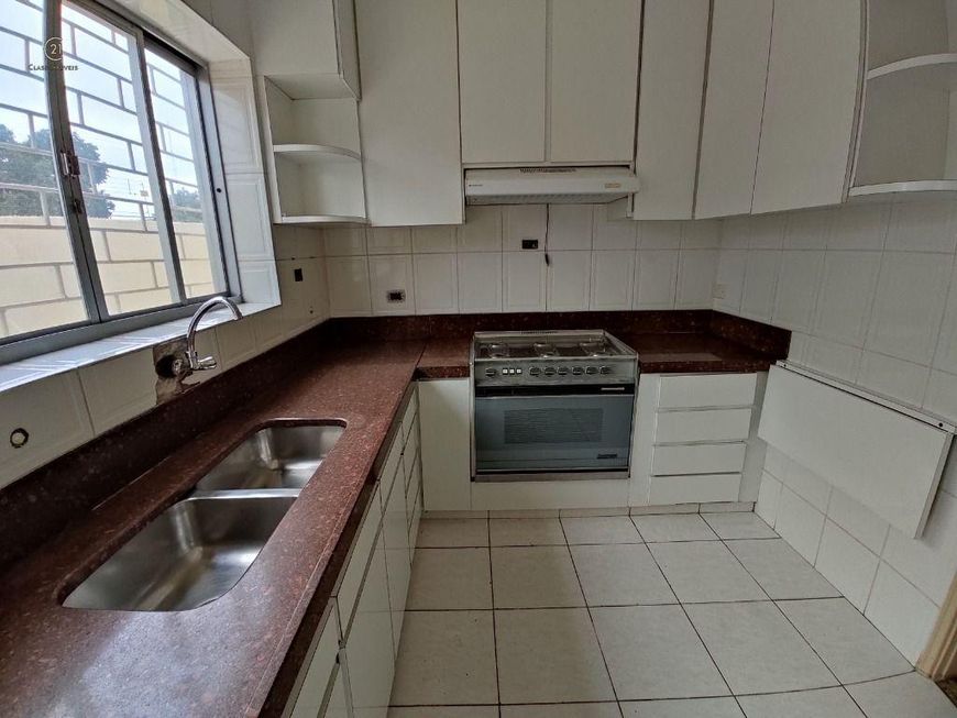 Casa à venda em Londrina, Shangri-lá, com 3 quartos, com 350 m²