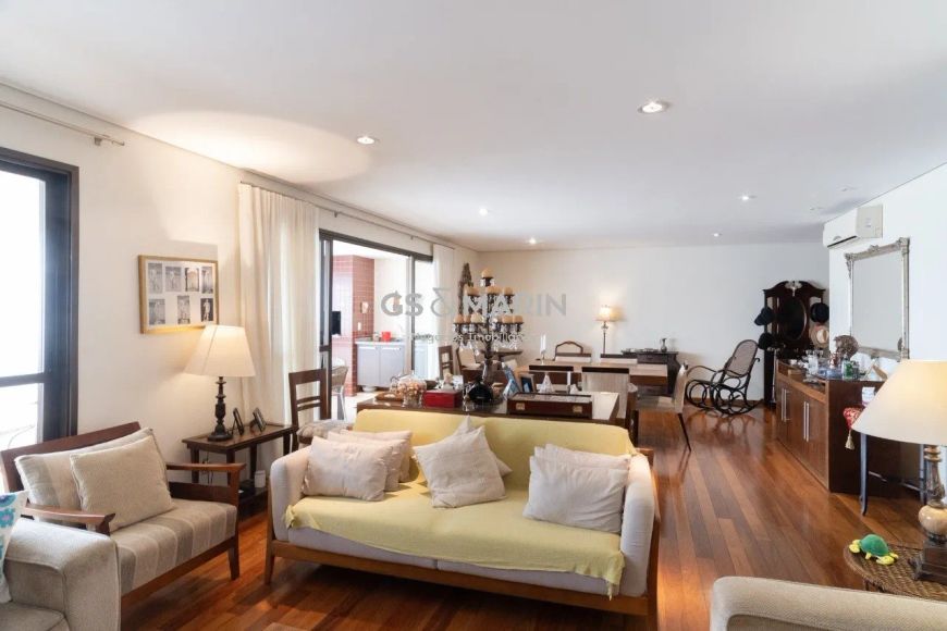 Venda de Apartamento em Londrina-PR, bairro Jardim do Lago