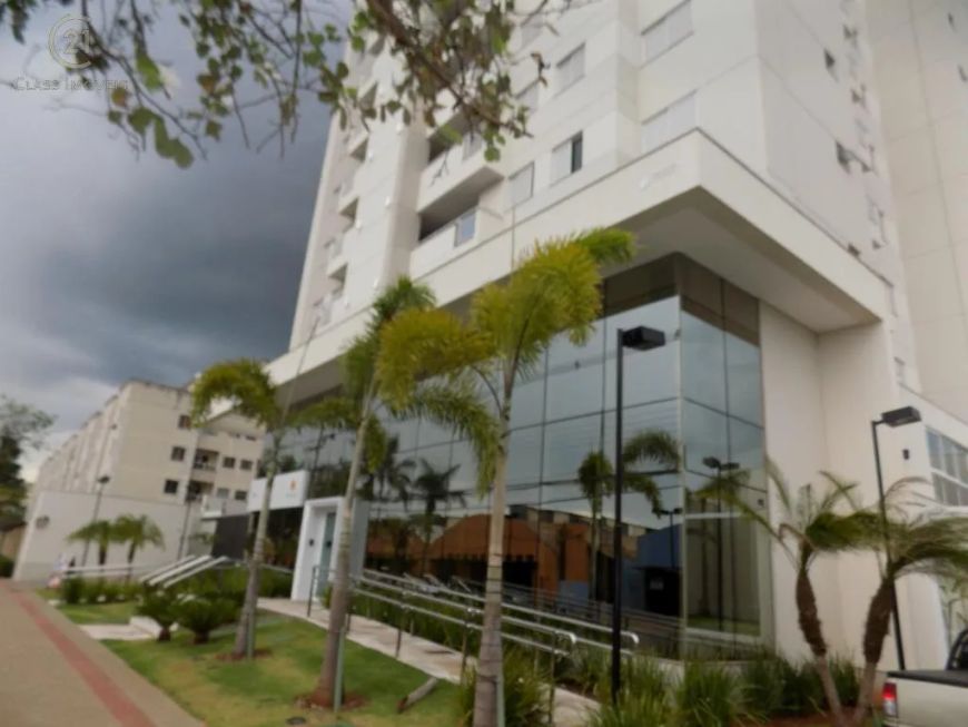 Apartamento à venda em Londrina, Centro, com 2 quartos, com 71 m², Boulevard Village