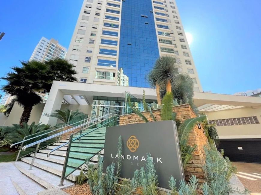 Apartamento no Edifício Landmark com 3 dormitórios à venda, 214 m² por R$ 3.200.000 - Gleba Fazenda