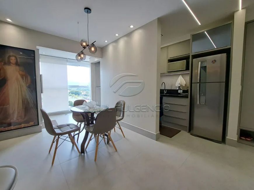 Apartamento á venda no Ed. Vista Parque