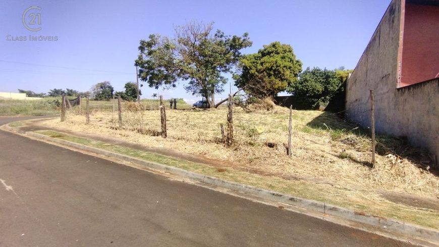Terreno à venda em Londrina, Heimtal, com 800 m²