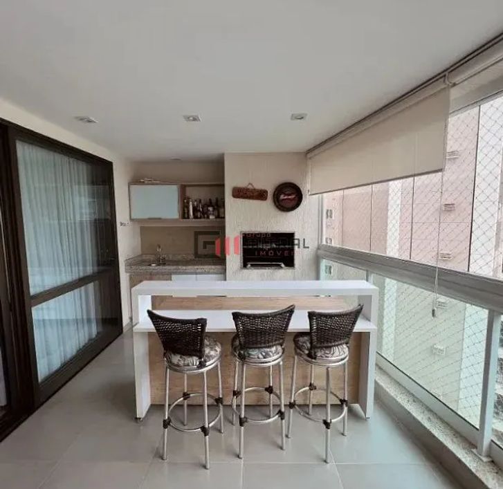 Apartamento à venda, Edifício Maison Villa Lobos Gleba Fazenda Palhano, Londrina, PR