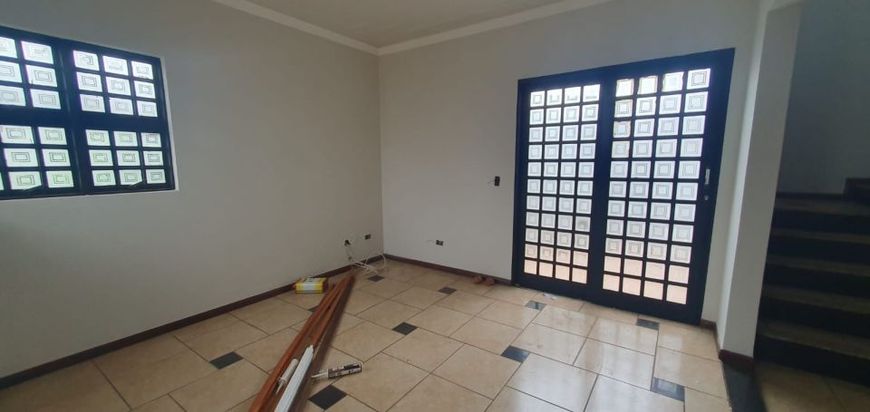 Sobrado Jardim Alpes