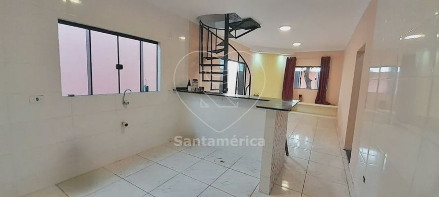 Sobrado na região Norte de Londrina com 4 dormitórios
