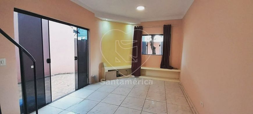 Sobrado na região Norte de Londrina com 4 dormitórios