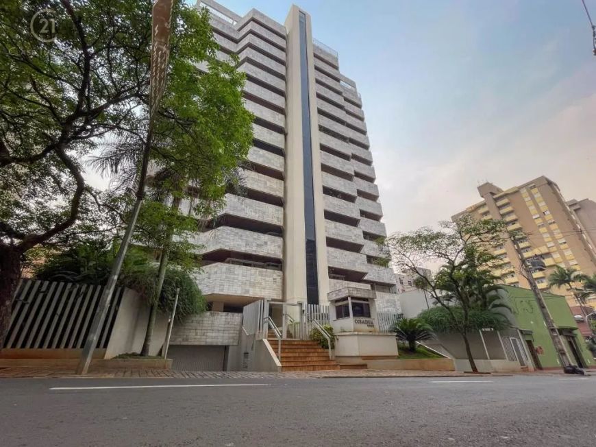 Apartamento à venda em Londrina, Centro, com 4 quartos, com 234 m², Edifício Coimbra