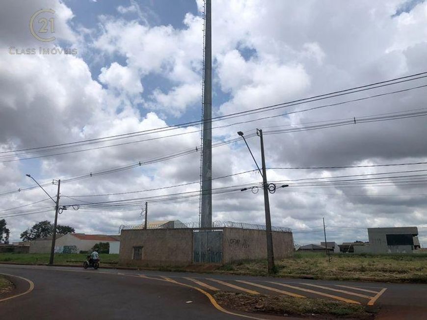 Terreno à venda em Londrina, Conjunto Semiramis Barros Braga, com 400 m²