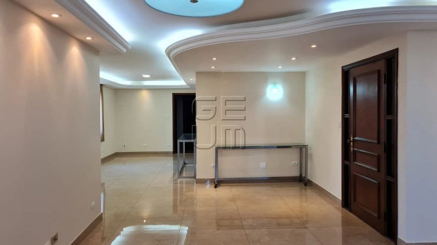 Apartamento com 5 dormitórios sendo 3 suítes à venda, 295 m² por R$ 890.000 - Centro - Londrina/PR