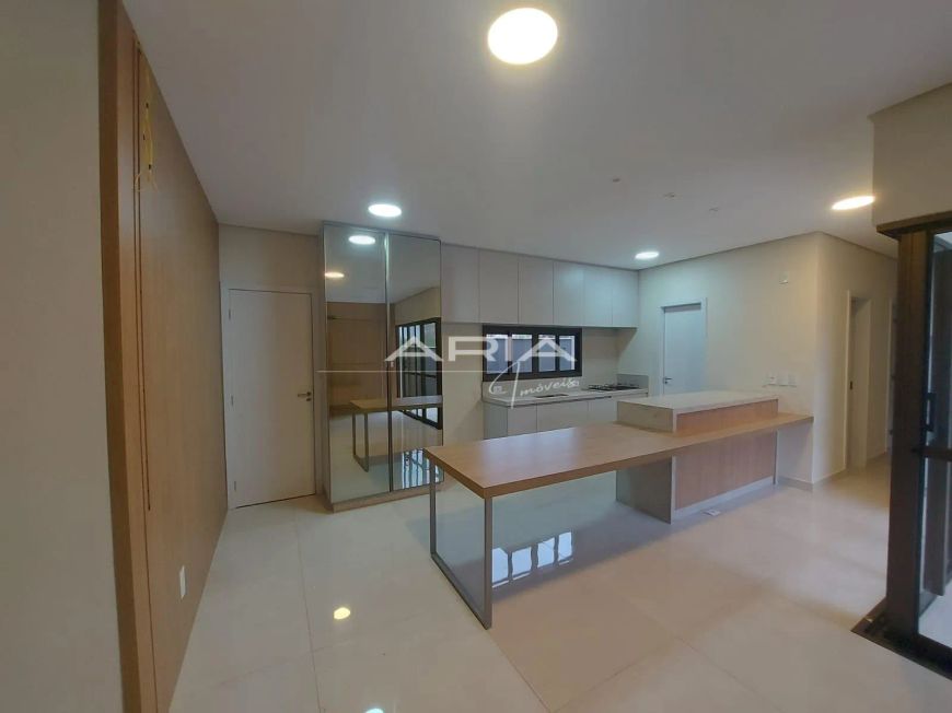 Casa no Parque Taua com 3 quartos, 1 suíte - Morumbi - Londrina PR.