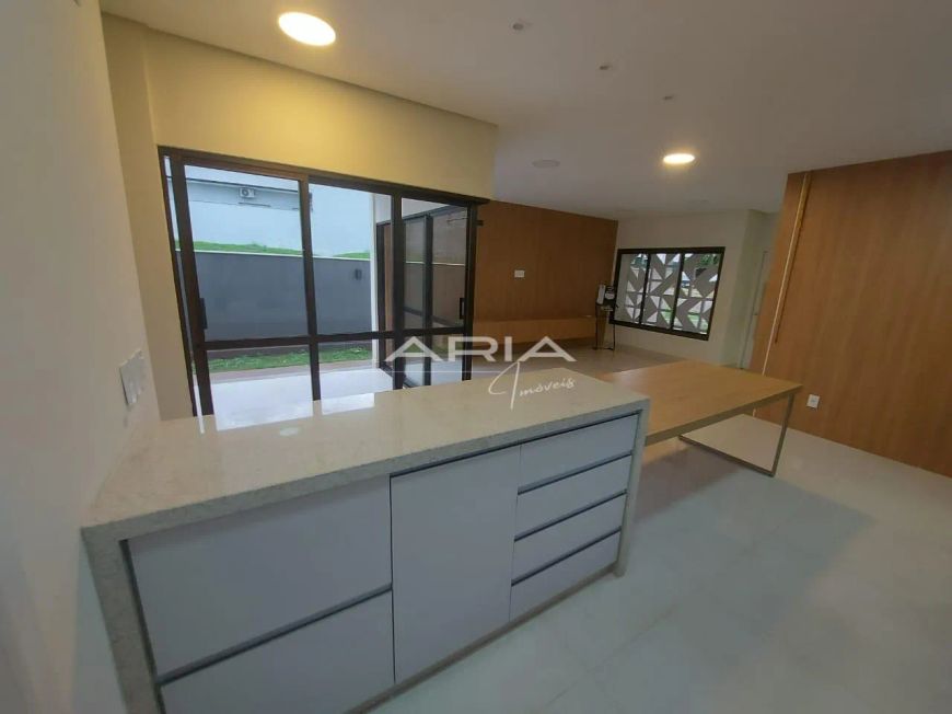 Casa no Parque Taua com 3 quartos, 1 suíte - Morumbi - Londrina PR.