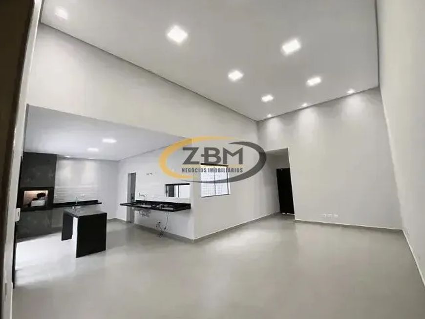 Casa à venda, 03 quartos (01 suíte), Churrasqueira, 148 m² util, Prox ao H.U, Jardim Tarumã, Londri