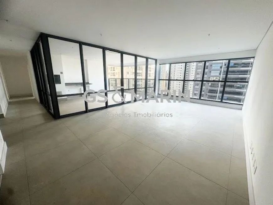 Venda de Apartamento em Londrina-PR, bairro Gleba Fazenda Palhano