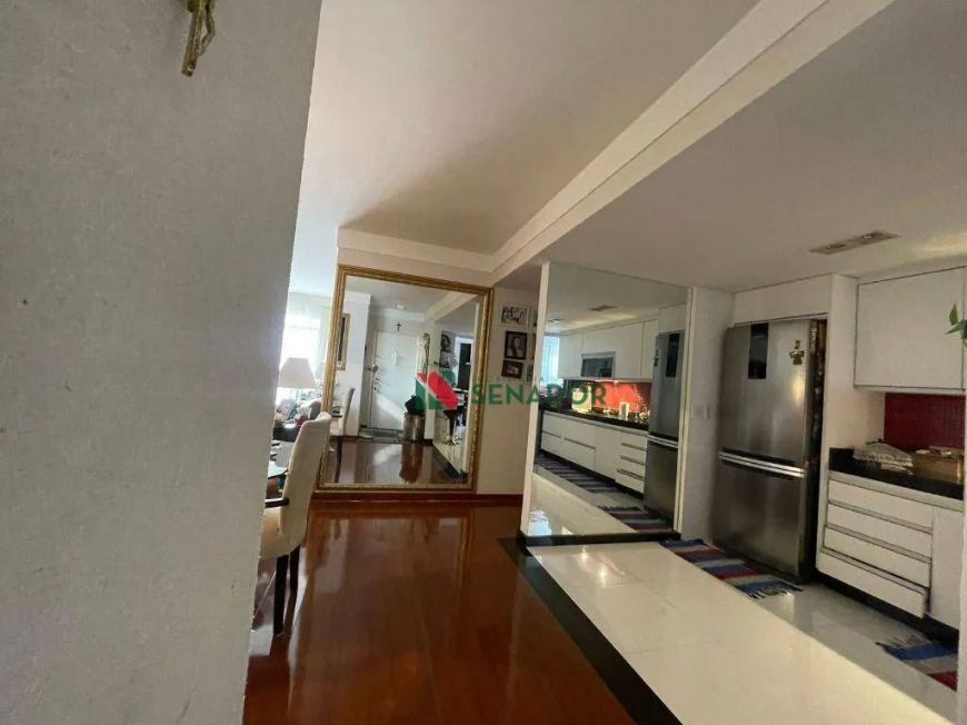 Apartamento Alto Padrão Semimobiliado com 3 dormitórios à venda, 132 m² por R$ 760.000 - Centro - Lo