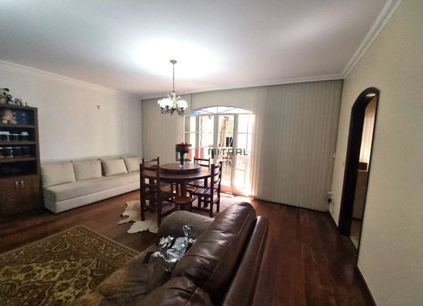 VENDA/PERMUTA- Sobrado comercial/residencial -R$. 1.200.000,00 - 03 quartos (01 suíte), região Pre