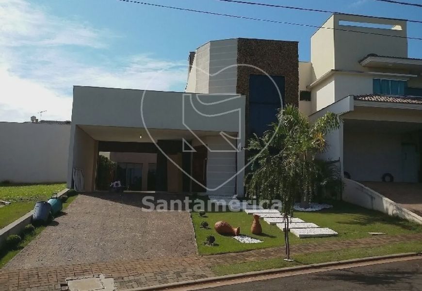 Casa para alugar no Condomínio Royal Forest, localizado na região sul.