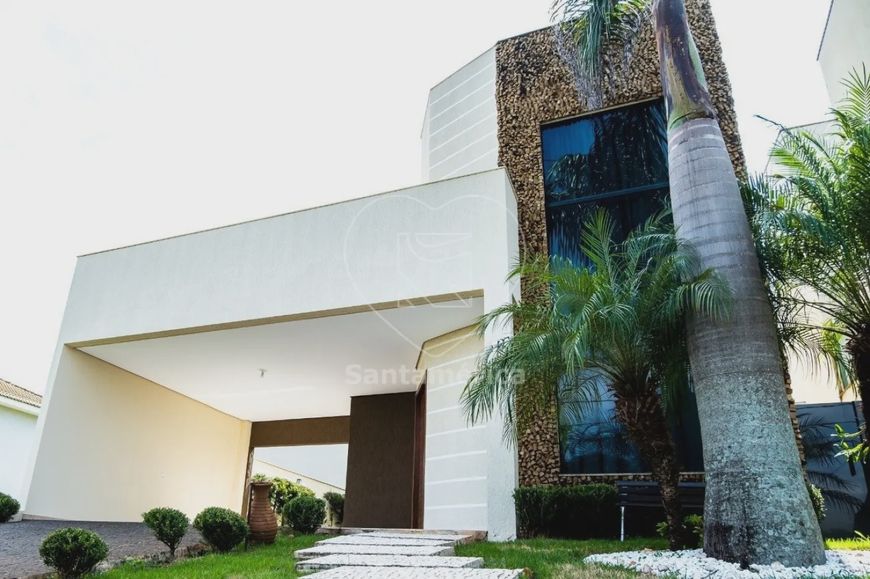 Casa para alugar no Condomínio Royal Forest, localizado na região sul.