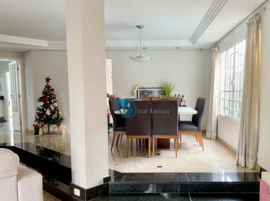 Casa com 2 dormitórios à venda, 392 m² por R$ 1.690.000,00 - Caravelle - Londrina/PR
