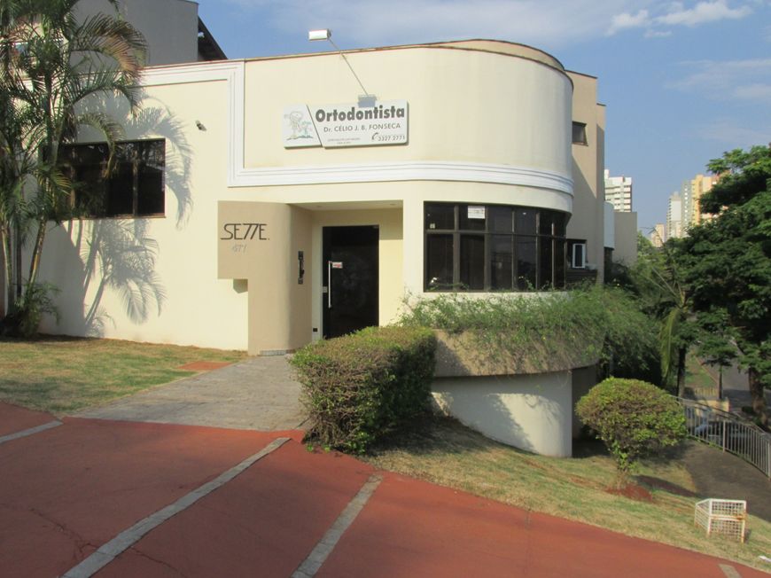 PREÇO ESPECIAL! Prédio Comercial - 590m² construção - 4 pavimentos - estruturado clínicas - 06 vagas