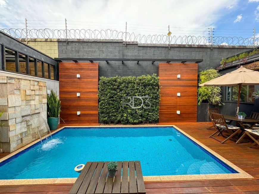 Casa com 3 dormitórios à venda, 181 m² por R$ 1.990.000,00 - Condomínio Royal Maison - Londrina/PR