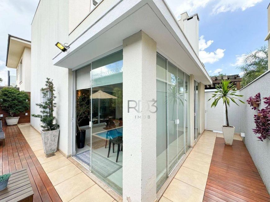 Casa com 3 dormitórios à venda, 181 m² por R$ 1.990.000,00 - Condomínio Royal Maison - Londrina/PR