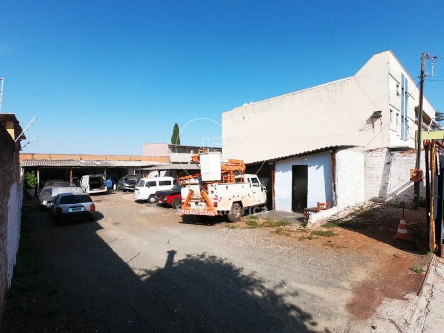 Terreno Comercial à venda próximo a Avenida Leste Oeste