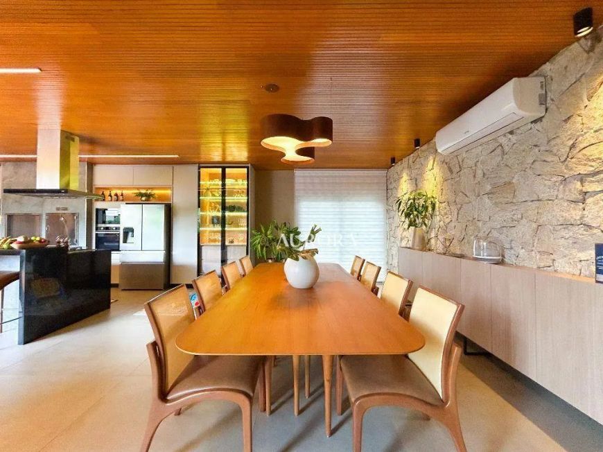 Casa com 4 dormitórios à venda, 319 m² por R$ 3.890.000,00 - Sun Lake Residence - Londrina/PR