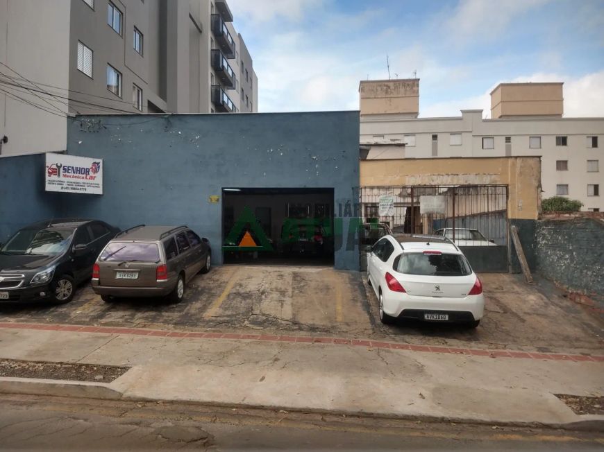 Imóvel comercial/residencial/demolição com 120 m² de área util e 500 m² de terreno na região Central