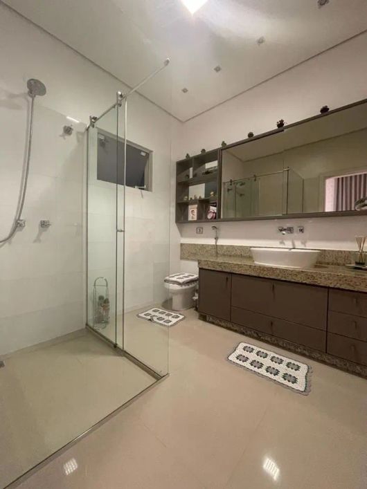 Casa com 3 dormitórios à venda, 384 m² por R$ 3.200.000,00 - Guanabara - Londrina/PR