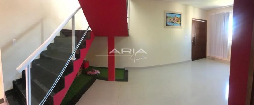 Sobrado com 4 dormitórios à venda, Jardim Tókio - Londrina/PR.