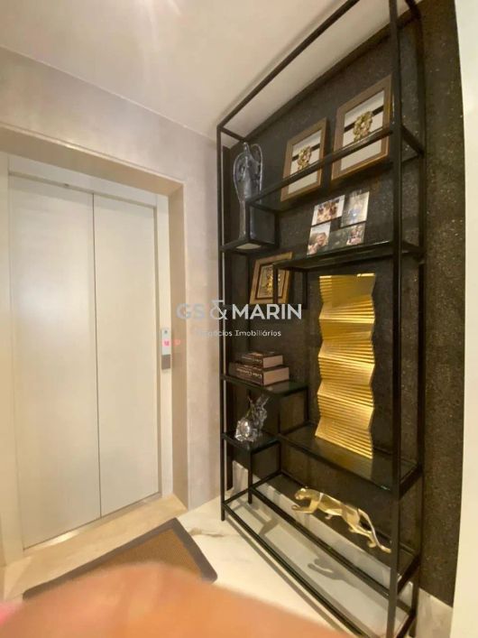 Venda de Apartamento em Londrina-PR, bairro Gleba Fazenda Palhano