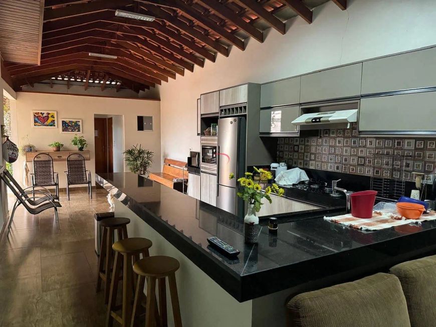 Casa à venda com 3 dormitórios ( 1 suíte) - Jardim Shangri-la A, Londrina, PR