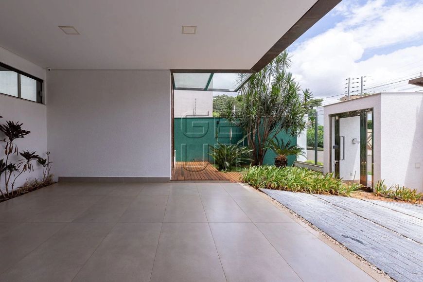 Casa com 4 dormitórios à venda, 450 m² por R$ 2.700.000,00 - Mediterrâneo - Londrina/PR