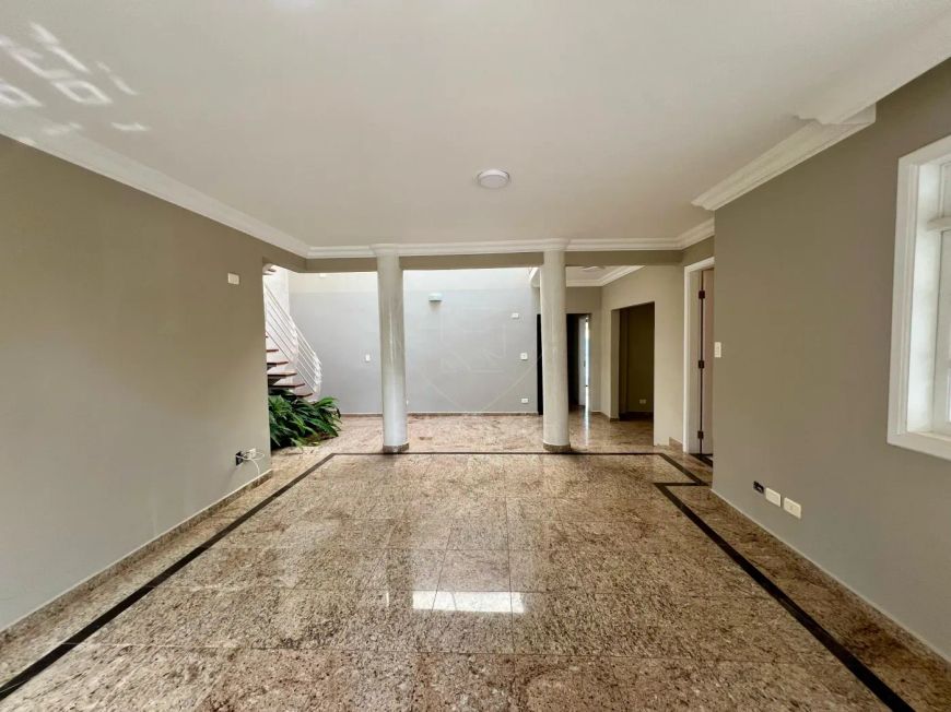Casa à venda no Catuaí Parque Residence com 4 suítes na região Sul