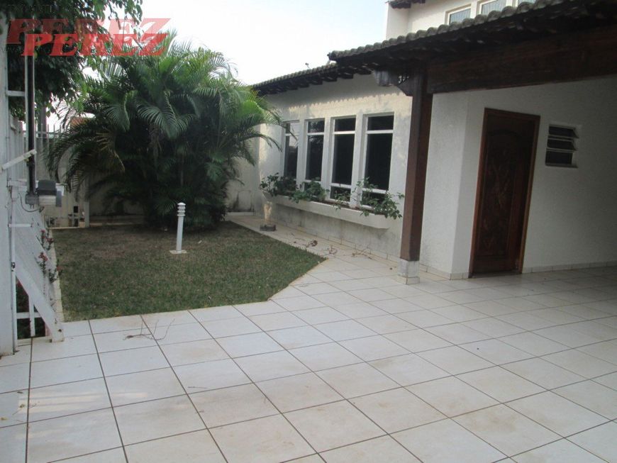 A Imobiliária Perez oferece a você mais uma ótima oportunidade de sobrado para venda em Londrina.