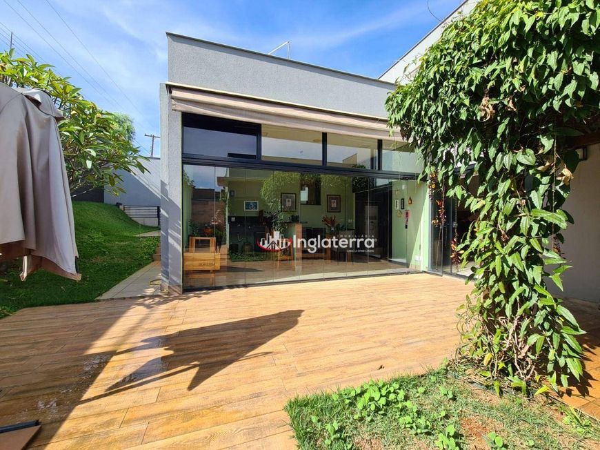 Casa à venda, 165 m² por R$ 1.300.000,00 - Condomínio Petit Ville - Londrina/PR