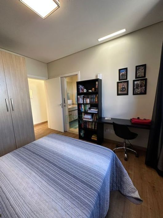 Casa para VENDA-Condomínio Alphaville 2