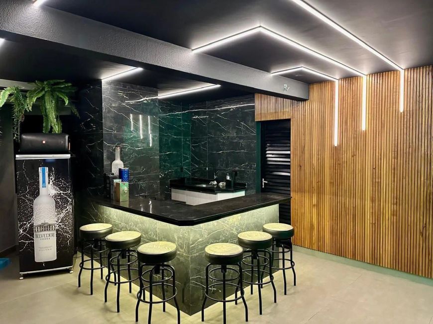 Triplex Recém Reformado no Edifício Ville D'Ampezzo, à Venda, Piscina Privativa, 300 m² por R$ 1.250