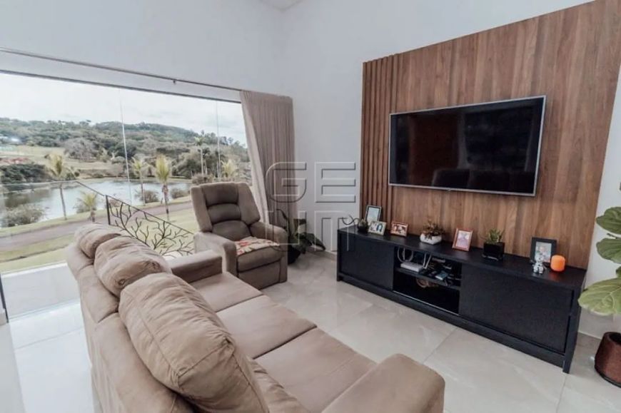 Casa com vista pro lago à venda no Cond. Terras de Canaã , Londrina