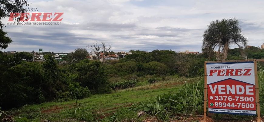 A Imobiliária Perez oferece à você essa ótima oportunidade de investimento em compra de terreno em L