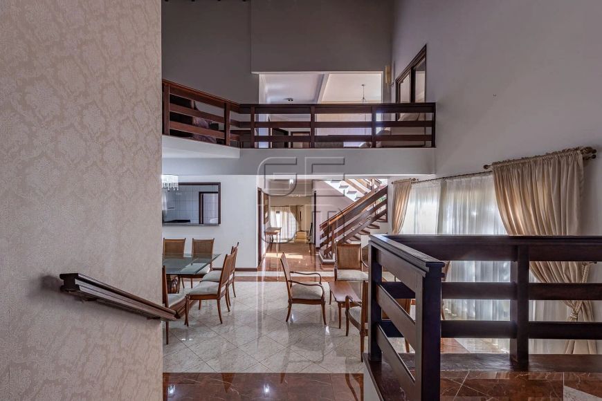 Casa à venda, 360 m² por R$ 2.550.000,00 - Terras de Santana - Londrina/PR