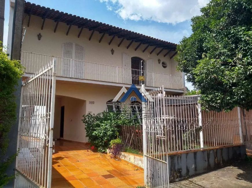 Sobrado à venda, 313 m² por R$ 750.000,00 - Veraliz - Londrina/PR