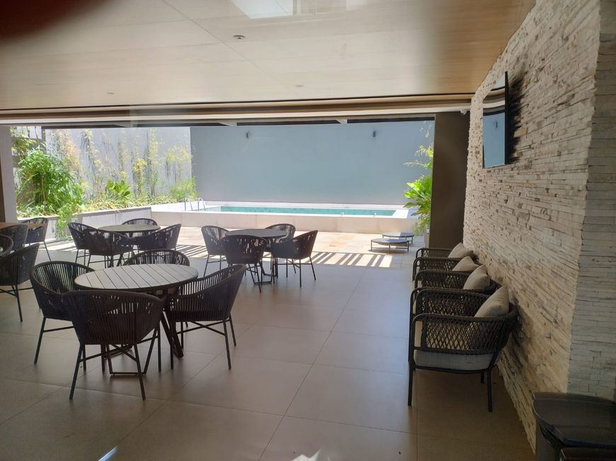 Apartamento para venda possui 181 metros quadrados com 3 quartos
