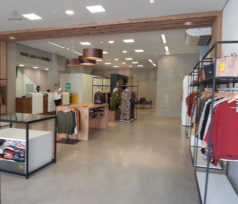 Sala à venda em Londrina, Centro, com 258 m², Edifício Nojiri