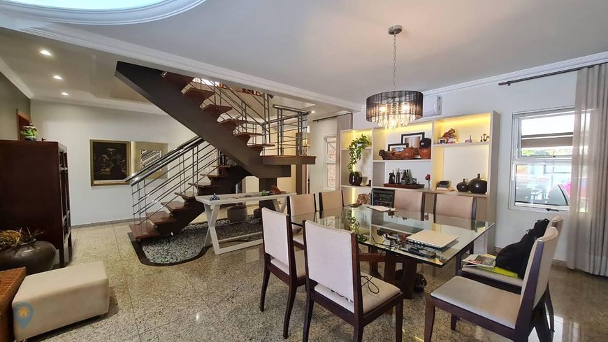 Casa à venda com 360 m² por R$2.180.000,00