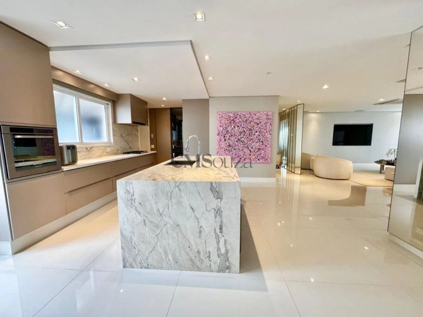 Apartamento 3 suítes à Venda - 235 m² - 3 vagas