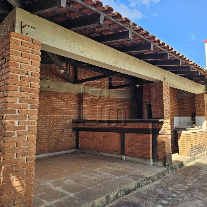 Terreno na Av. Paul Harris ZR4 com excelente localização 450m2